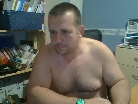 XXX chat uživo modela manubm03