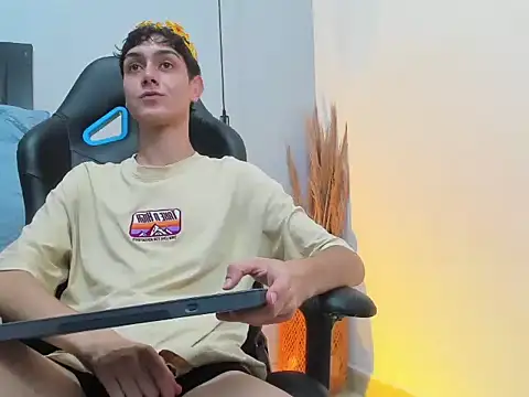 Онлайн чат XXX Sam_Restwod