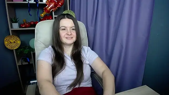 XXX chat uživo modela MavkaCute