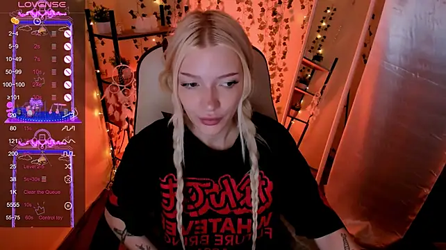 AnyaTaylor_ Chat XXX live
