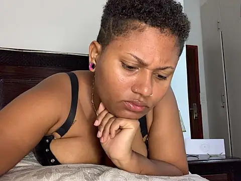 Chat XXX ao vivo de madelltheebony