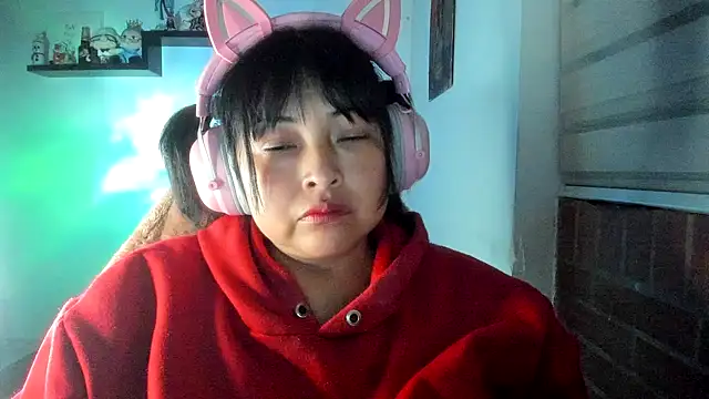 แชท XXX สดของ Shaddycute_