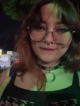 Chat +18 de leah_bloom_ ao vivo