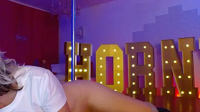 Sweet-Ginger Live XXX-Chat