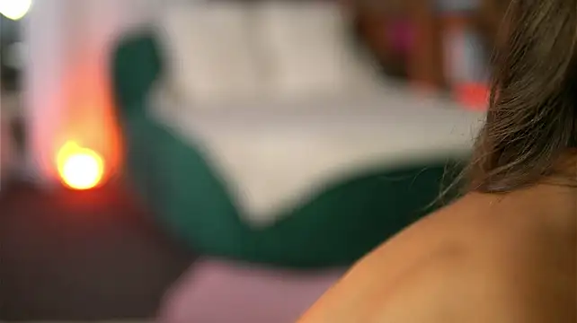 دردشة KellyMathews الجنسية المباشرة