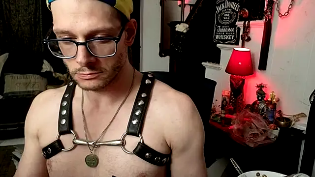 MasterDaddyCool XXX чат на живо