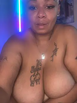 BIGCUMSHOW35 XXX чат на живо