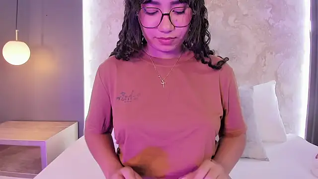 alysson_moon_'s Live XXX Chat