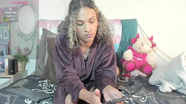 StefanyMiler Chat XXX live