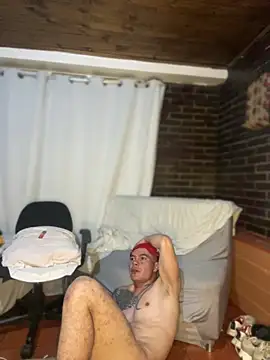 Chatroom XXX en direct de BoysLatin2026