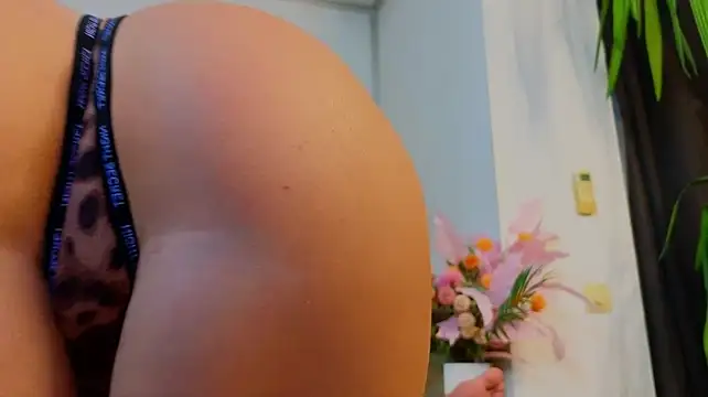 Ariana_Petite's Live XXX Chat