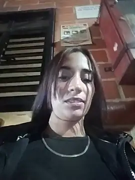 karolyne_babee: απευθείας συνομιλία ΧΧΧ