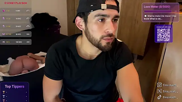 Živý XXX chat Emanuell__