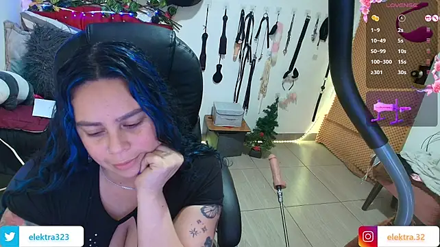 elektra_32 Live XXX Chat
