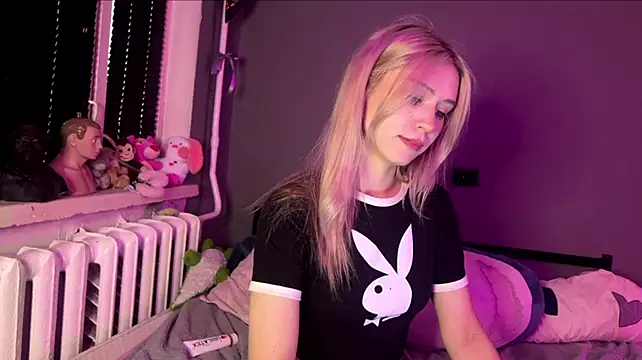 sexy_cute18's Live XXX Chat
