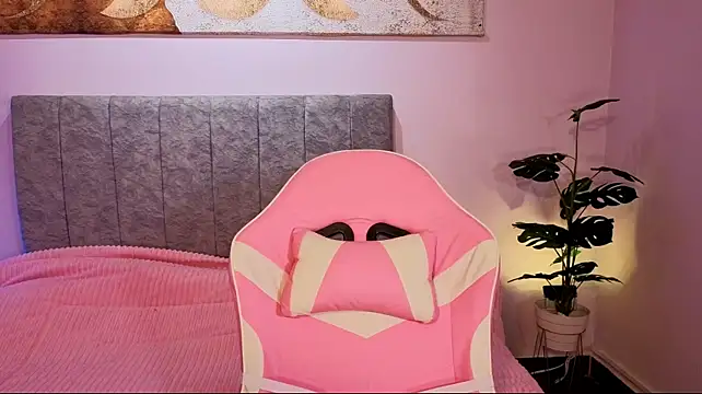 Онлайн чат XXX clara_evanss