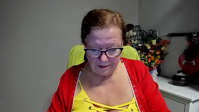 Živý XXX chat Adelewildx