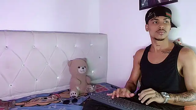 Chatroom XXX en direct de Angel_foxc13