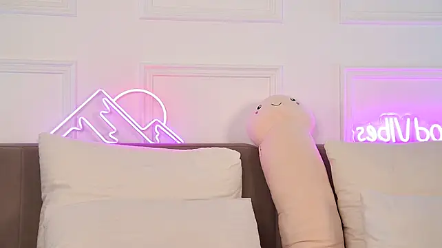 MeganStrane 现场XXX聊天