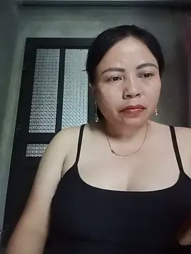 Lee_bee1's Live XXX Chat
