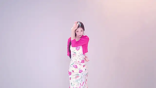 IVE-111 লাইভ XXX চ্যাট