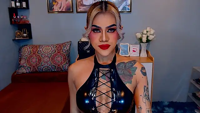 Chat XXX en directo de StellaStrong30