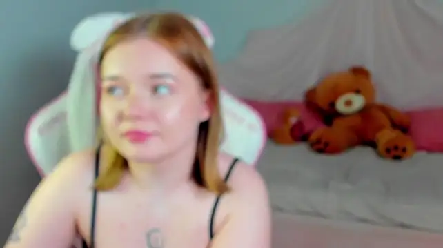 ElinaVale Pertunjukan Webcam