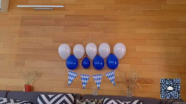 Chat +18 de AliciaBrooks ao vivo