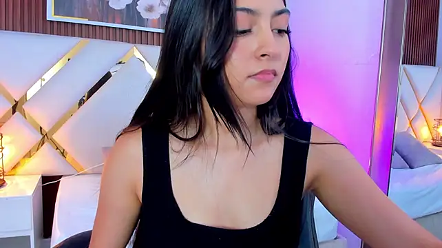 Emelie_Ch1 élő XXX-chatje
