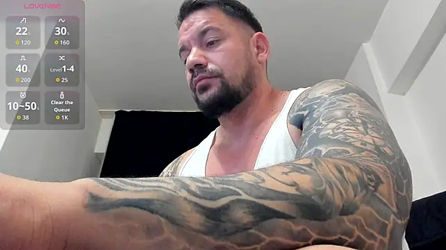 musclemonster31のライブXXXチャット