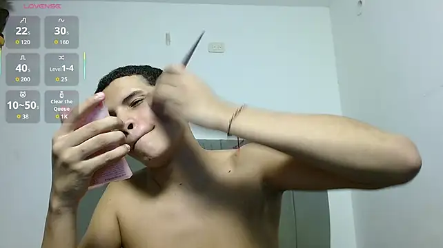 Chat +18 de Jose_And_Daniel ao vivo