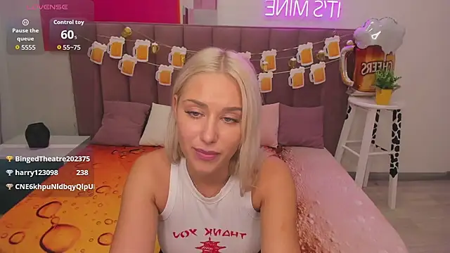 MIla_Stunning's Live XXX Chat