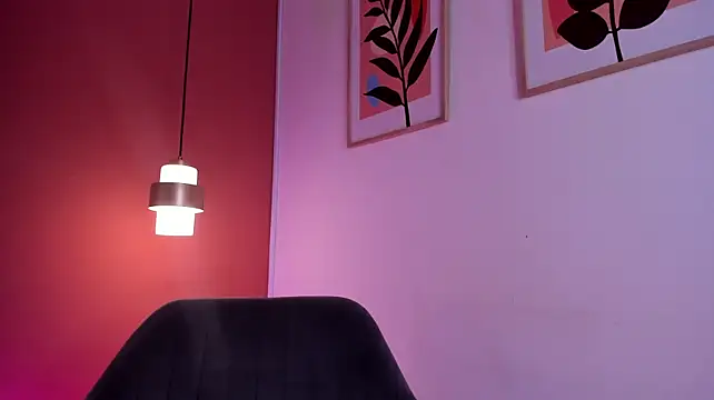 Justmia69's Live XXX Chat