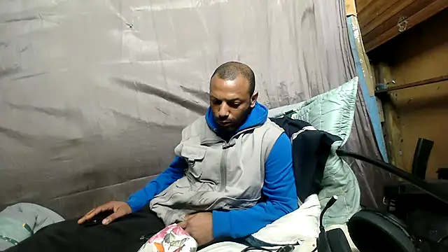 Camodick XXX чат на живо
