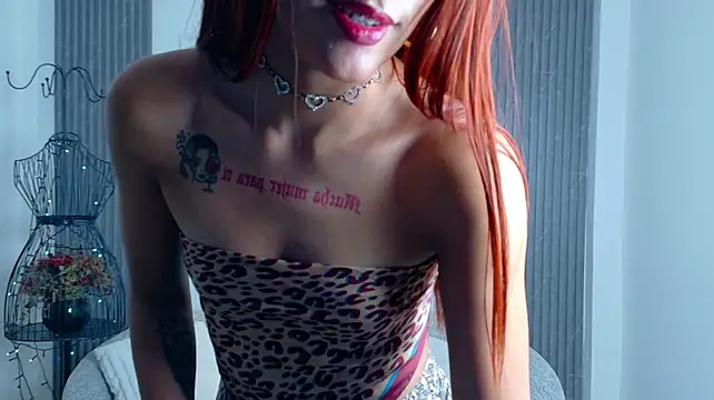 auravg's Live XXX Chat