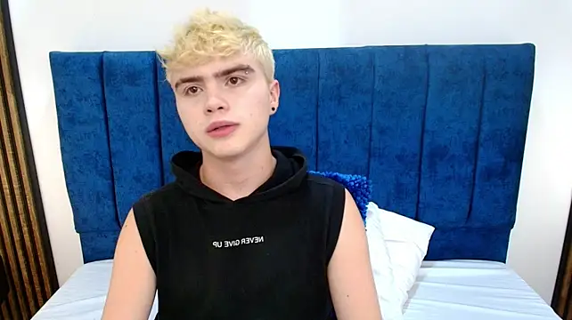 Ian_Stone live XXX chat