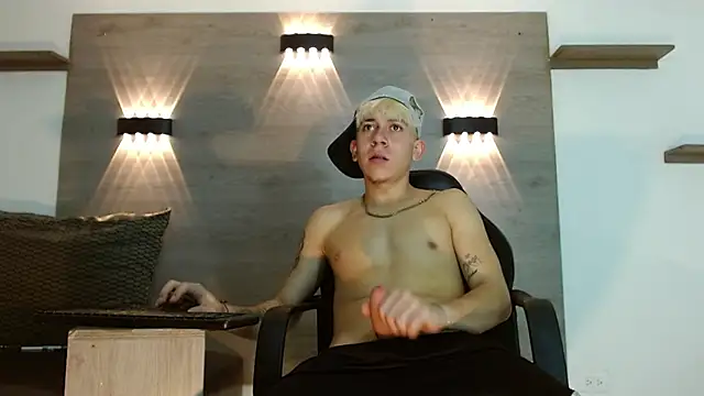 Gaeliitto Adlı Modelin Canlı XXX Sohbeti