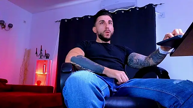 MightyAaron66 라이브 XXX 채팅