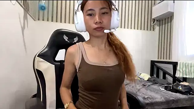 PiaSwida Adlı Modelin Canlı XXX Sohbeti