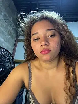 Rico02j Chat XXX in diretta
