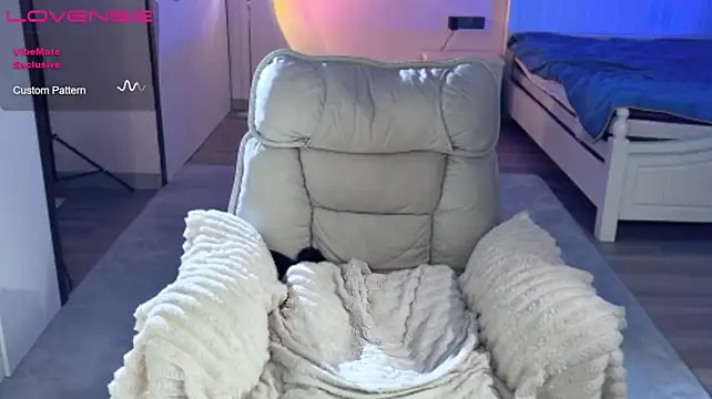 Chat +18 de JoooJo_ ao vivo