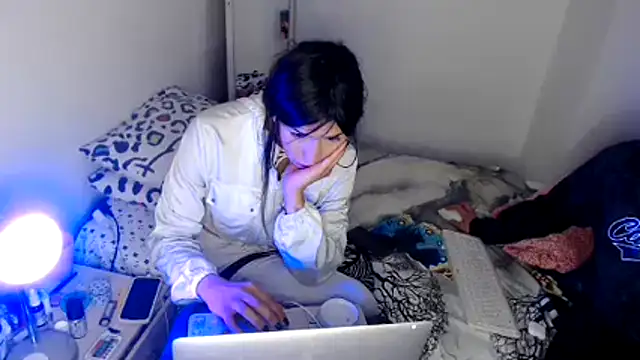 Chat +18 de Doll_sary ao vivo