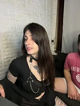 Lilith_dark3 élő XXX-chatje