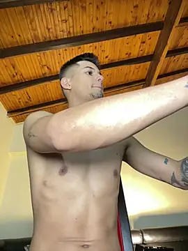 Aaronsexroom 网络视讯表演