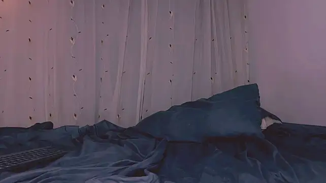 Miiafoxxx 라이브 XXX 채팅