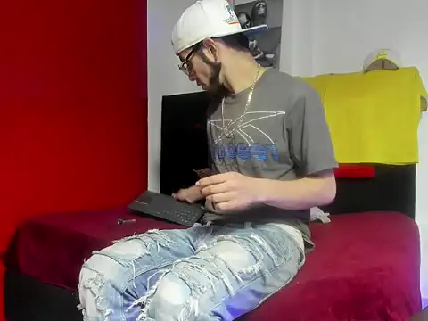 mark_splinter09 XXX чат на живо