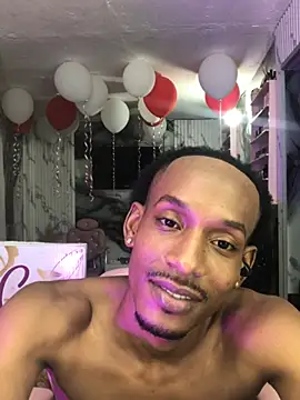 Kiing_afroditho – webcam-show