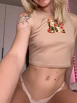 Foxy_Blondie লাইভ XXX চ্যাট