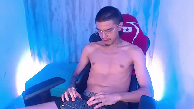 Czat XXX na żywo – Tayson_Hot
