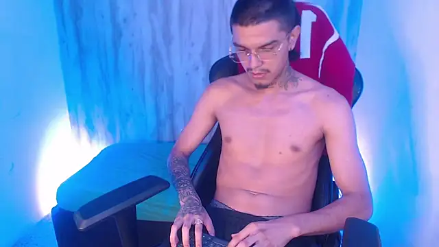 Chat XXX ao vivo de Tayson_Hot